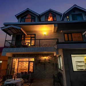 Alaya 5 Bhk With Hill View - Meridian Oak Shimla